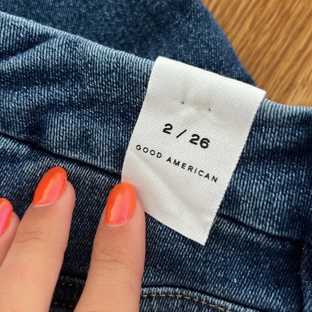 Good American Jeans - Picture 4 of 6